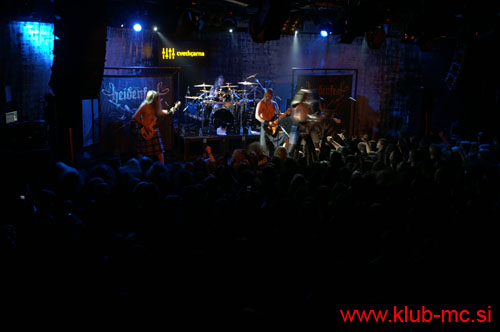 20100929_Twilight_o_t_Gods_Ensiferum_Swashbuckle_Heidevolk_40