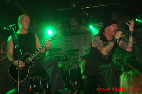 20100929_Twilight_o_t_Gods_Ensiferum_Swashbuckle_Heidevolk_50