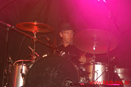 20101027_BigJohnBates_VooDooDollz_30