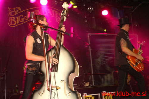 20101027_BigJohnBates_VooDooDollz_36