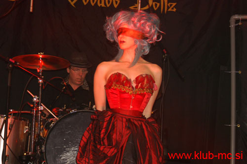 20101027_BigJohnBates_VooDooDollz_51
