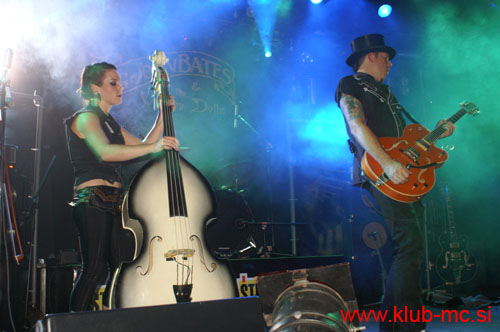 20101027_BigJohnBates_VooDooDollz_65