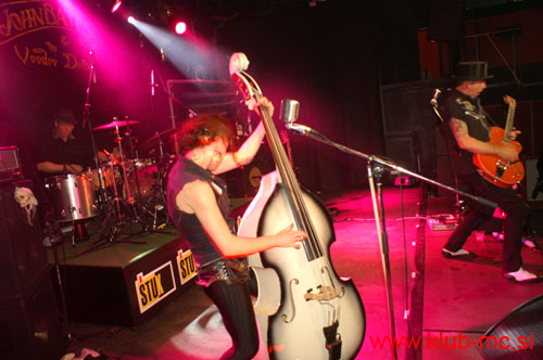20101027_BigJohnBates_VooDooDollz_72