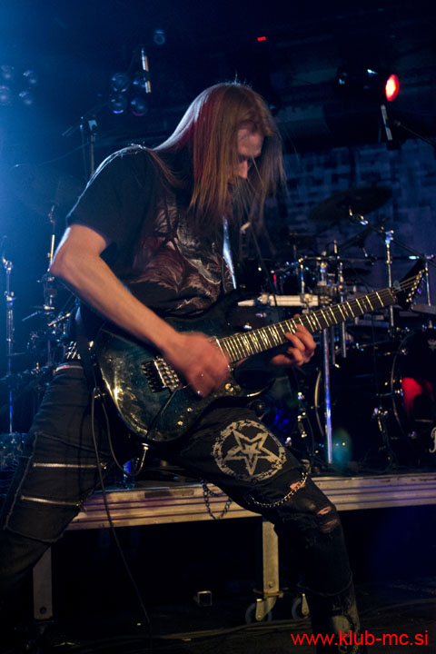 20110310_PowerOfMetal2011_06