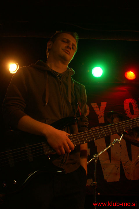 20110319_HappyOlMcWeasel_24
