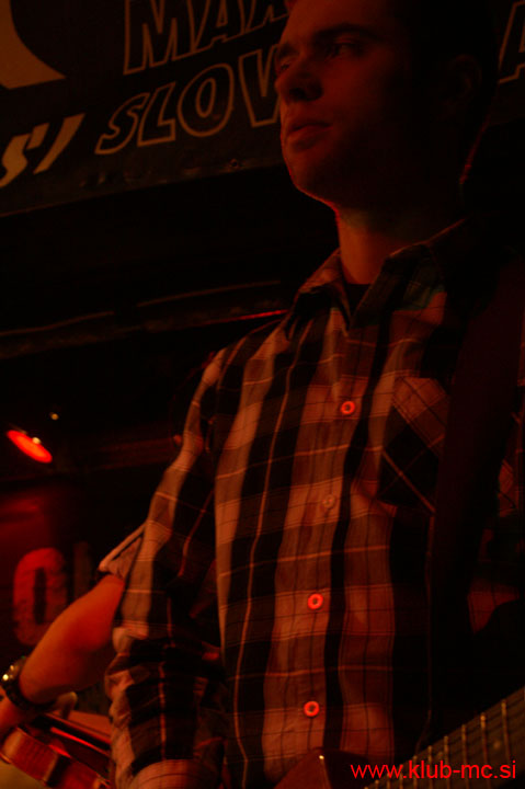 20110319_HappyOlMcWeasel_31