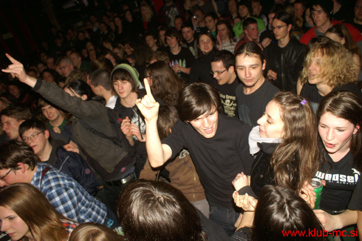 20110319_HappyOlMcWeasel_41