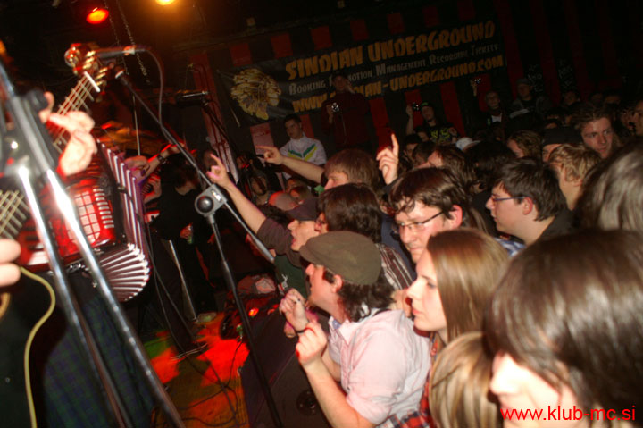 20110319_HappyOlMcWeasel_49