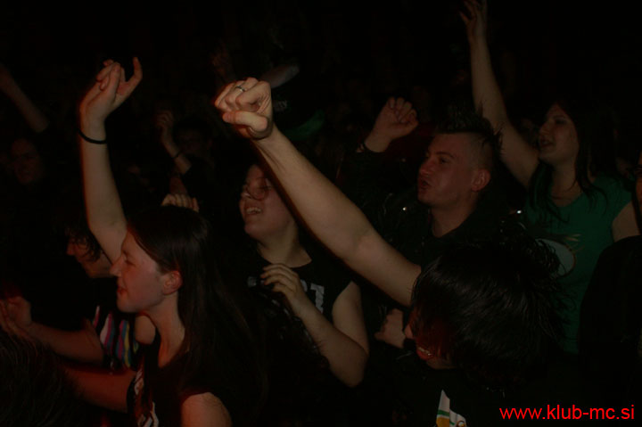 20110319_HappyOlMcWeasel_58