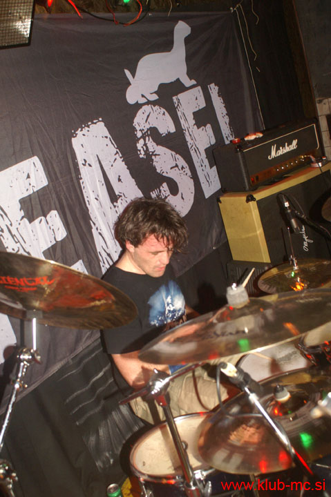 20110319_HappyOlMcWeasel_65