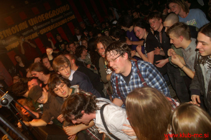 20110319_HappyOlMcWeasel_75