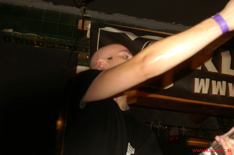 20110924_Absurdity_SilenceBefore_71
