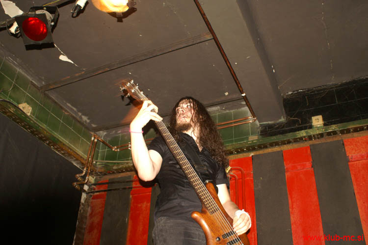 20110924_Absurdity_SilenceBefore_74