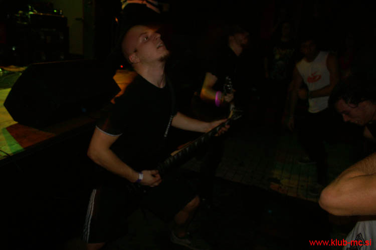 20110924_Absurdity_SilenceBefore_84